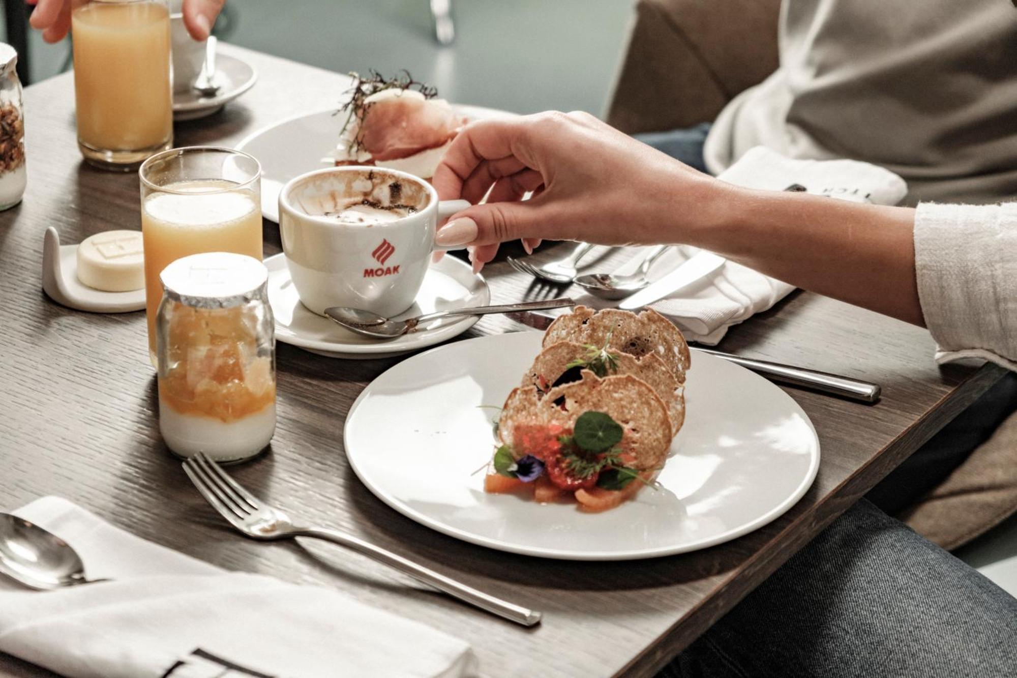 Fitch Hotel Saint Julian's Ngoại thất bức ảnh